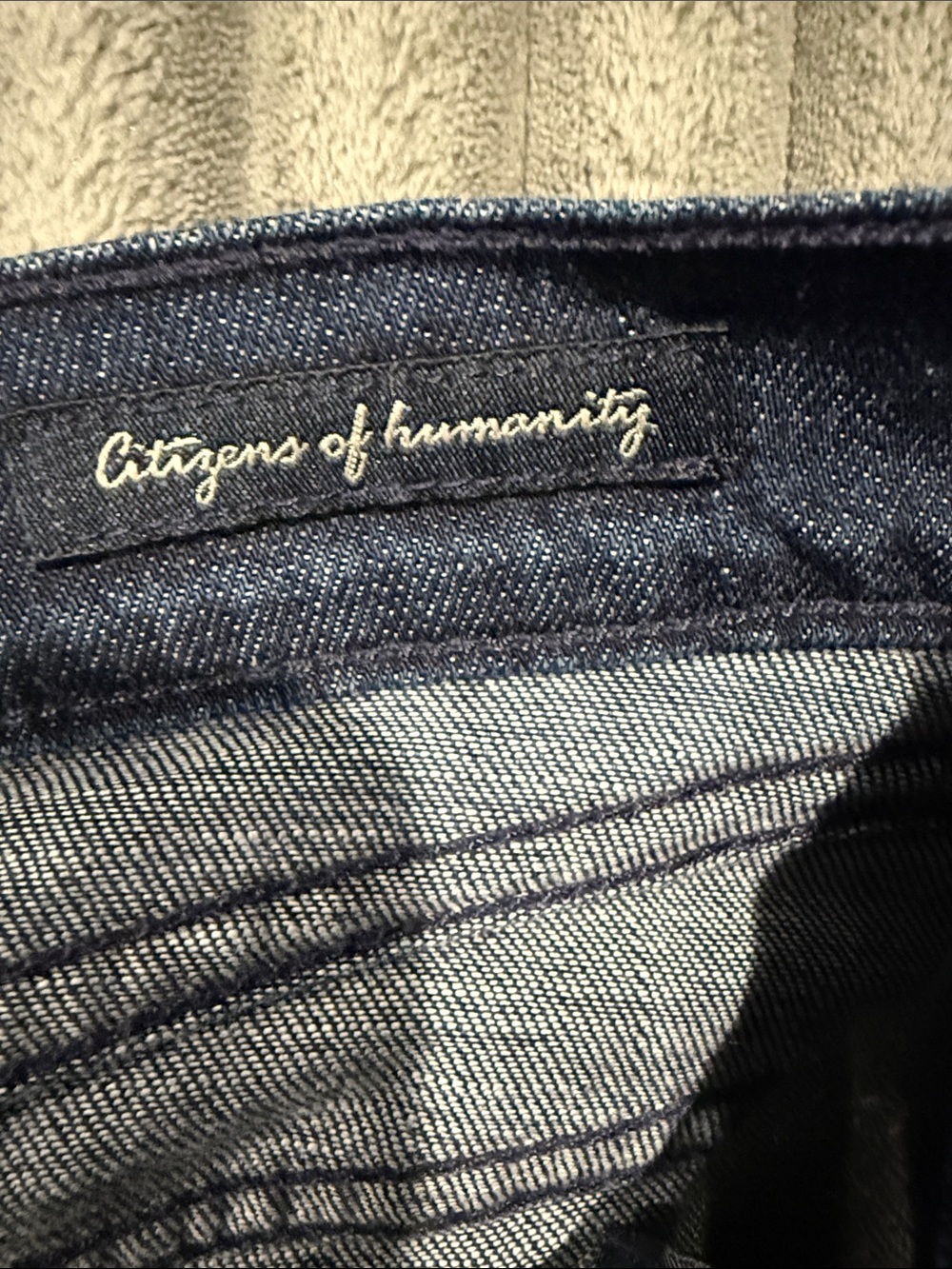 Citizens Of Humanity Indigo Flare Jeans - Picture 3 of 10